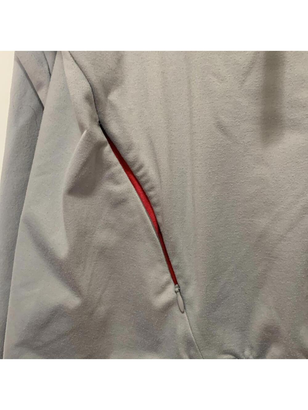 Fabletics size medium gray pullover - Picture 2 of 5